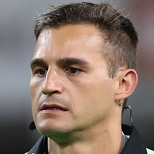 referee